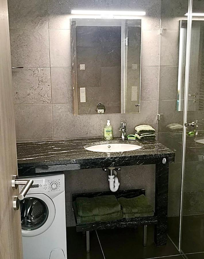 Lotusbluete Appartement In Heviz Mit Tiefgarage Und Panoramaterrasse 외부 사진